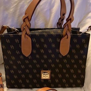 NWT Dooney & Bourne bag!